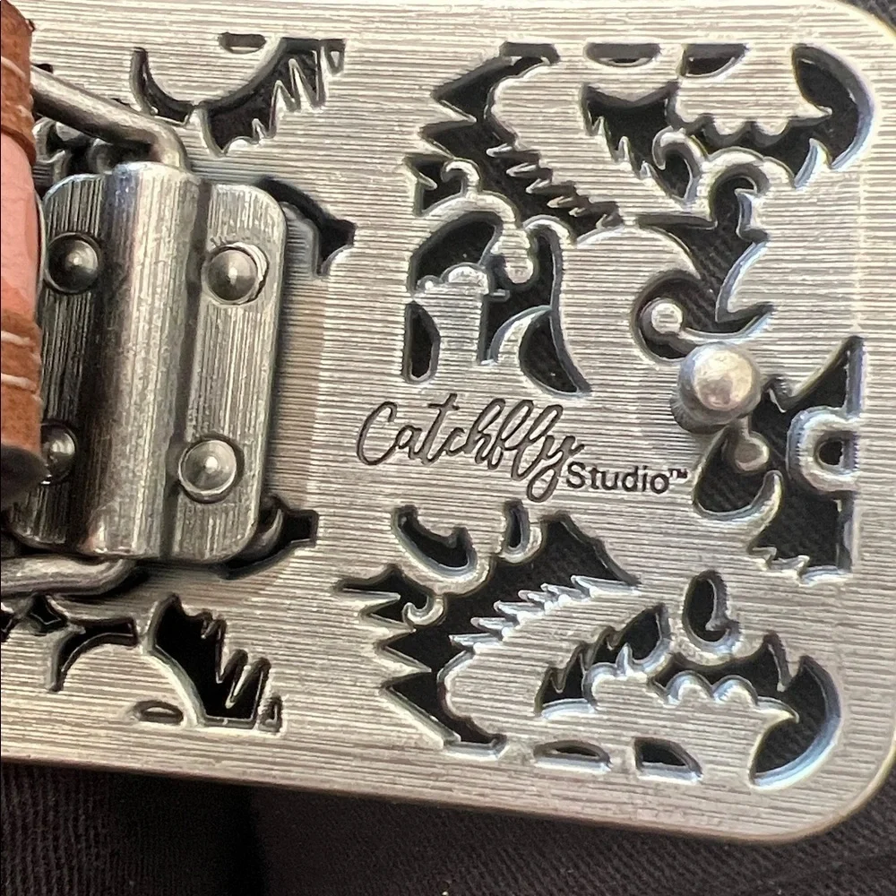 Catchfly girl’s silver